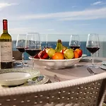 Ivory Seafront With Views!- Fl 12 By Homely *