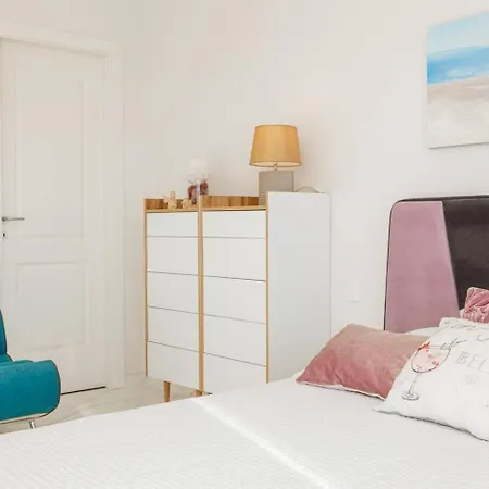 Ivory Seafront With Views!- Fl 12 By Homely Apartament