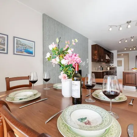 Apartament Ivory Seafront With Views!- Fl 12 By Homely