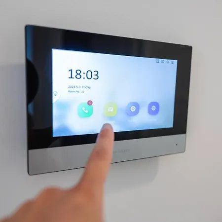 Ivory Seafront With Views!- Fl 12 By Homely St. Paul's Bay