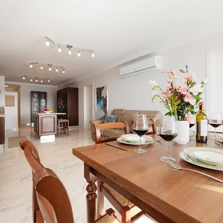 Ivory Seafront With Views!- Fl 12 By Homely * St. Paul's Bay