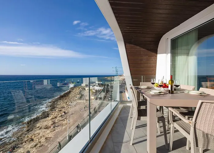 Ivory Seafront With Views!- Fl 12 By Homely * St Paul's Bay