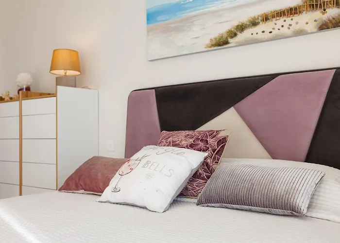 Апартаменты Ivory Seafront With Views!- Fl 12 By Homely