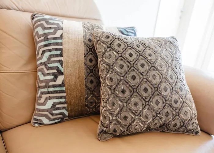 Ivory Seafront With Views!- Fl 12 By Homely Apartamento *