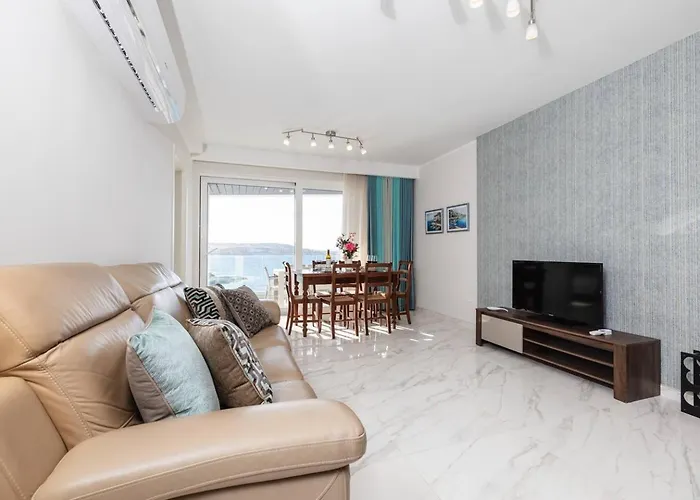 Ivory Seafront With Views!- Fl 12 By Homely Апартаменты *