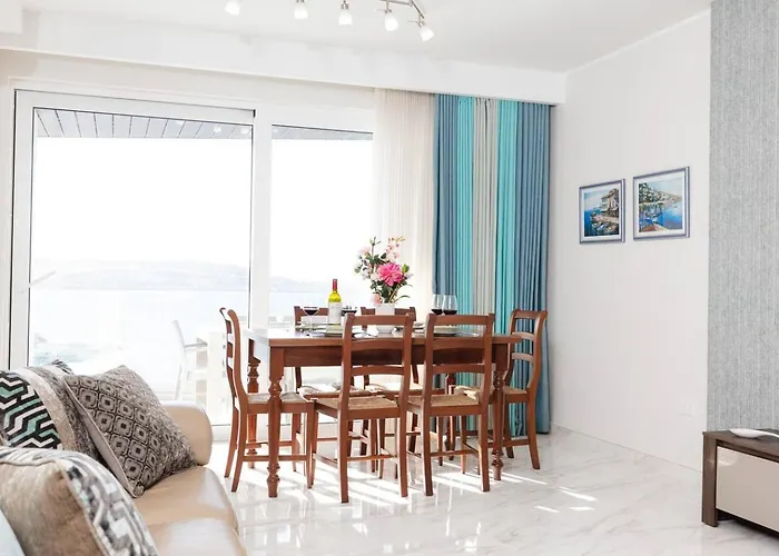 Апартаменты Ivory Seafront With Views!- Fl 12 By Homely