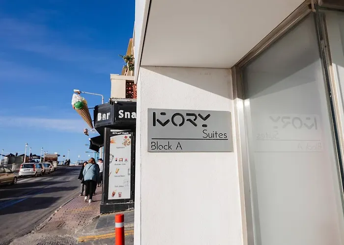 Ivory Seafront With Views!- Fl 12 By Homely * St Paul's Bay