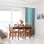 Apartmán Ivory Seafront With Views!- Fl 12 By Homely